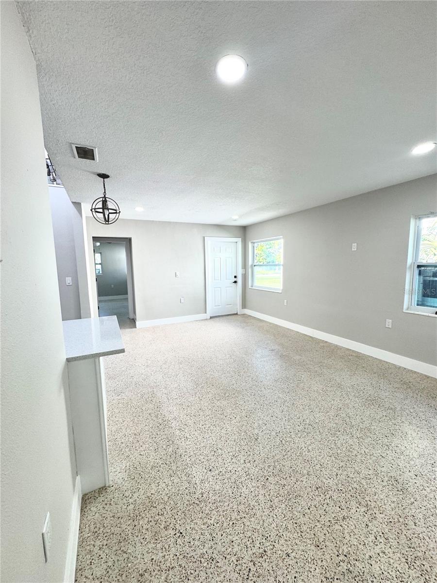 ROUSLYNN - Residential Income