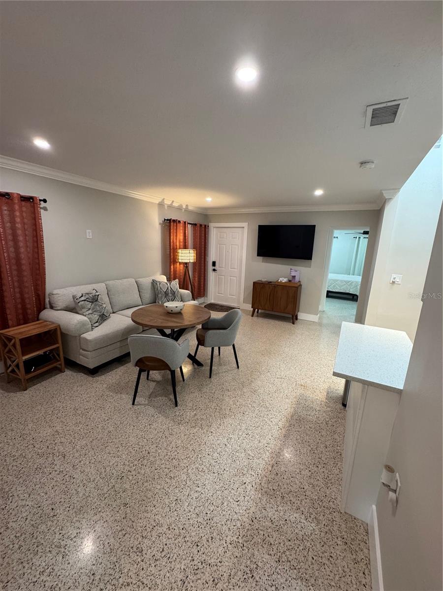 ROUSLYNN - Residential Income