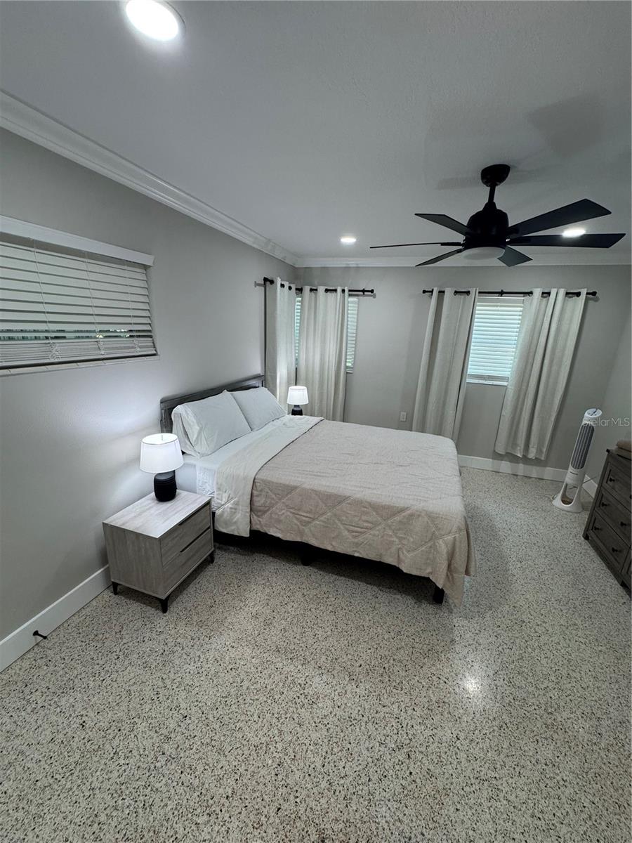 ROUSLYNN - Residential Income