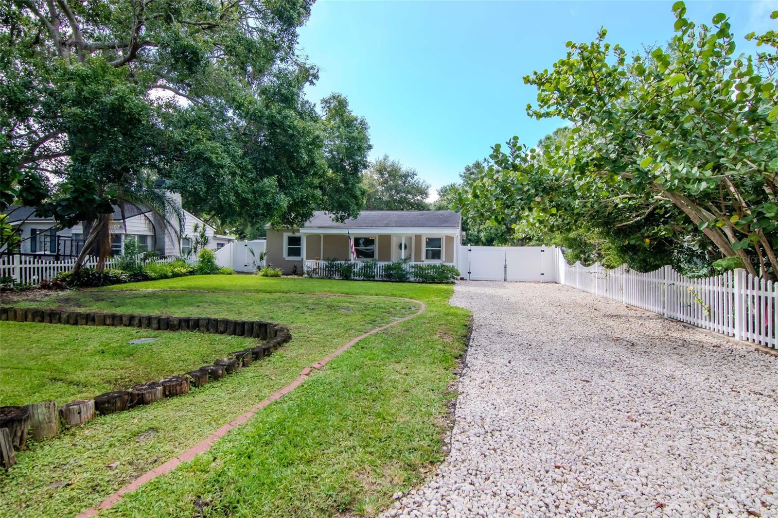 ANITA SUB - Residential