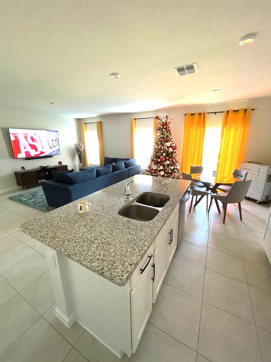 SOUTHERN XING - Residential Lease