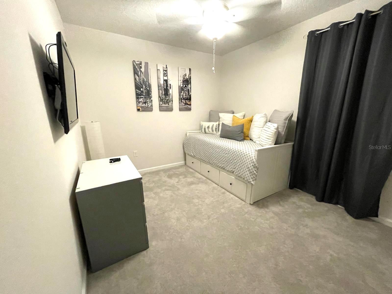 SOUTHERN XING - Residential Lease