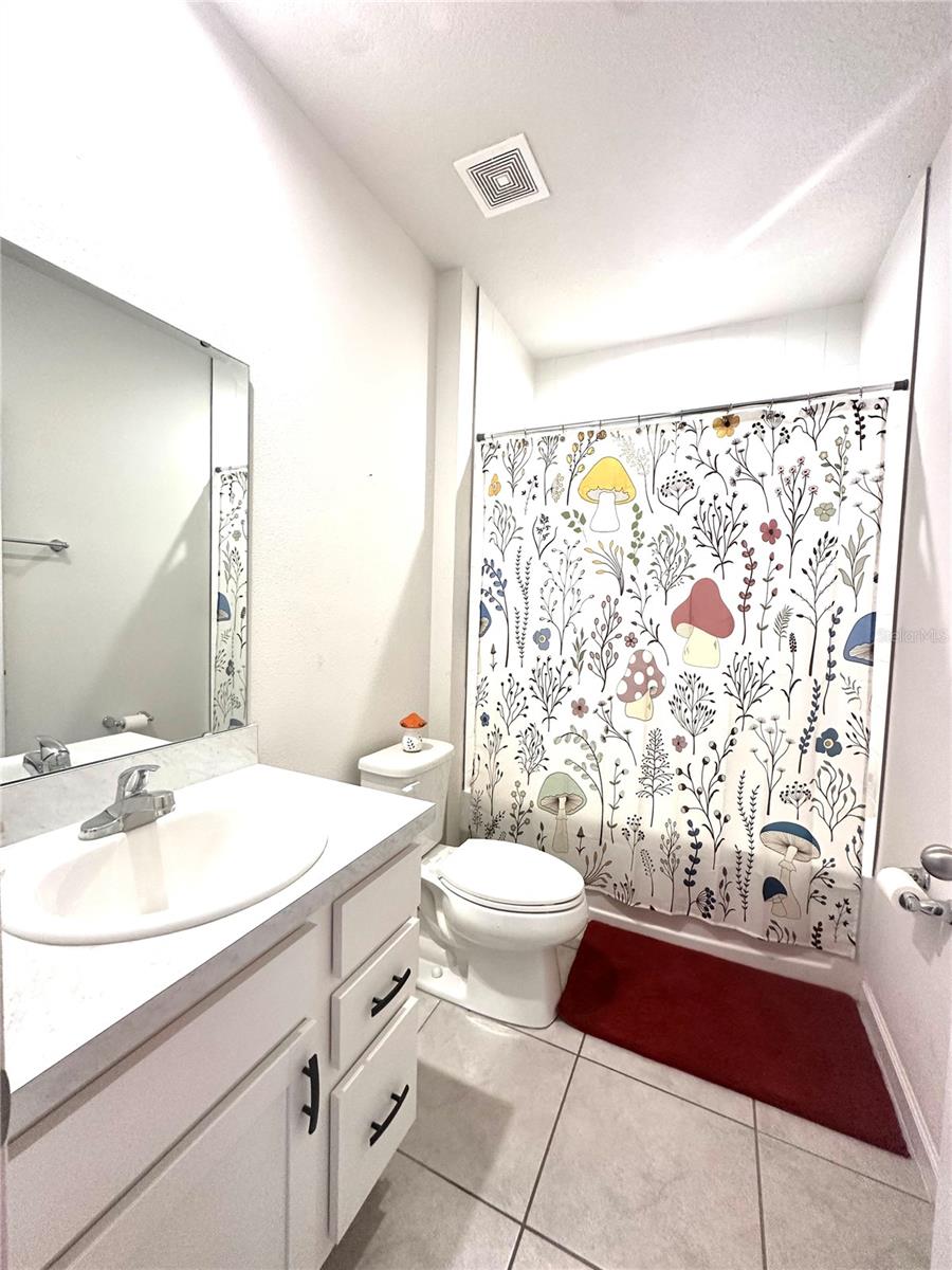 SOUTHERN XING - Residential Lease