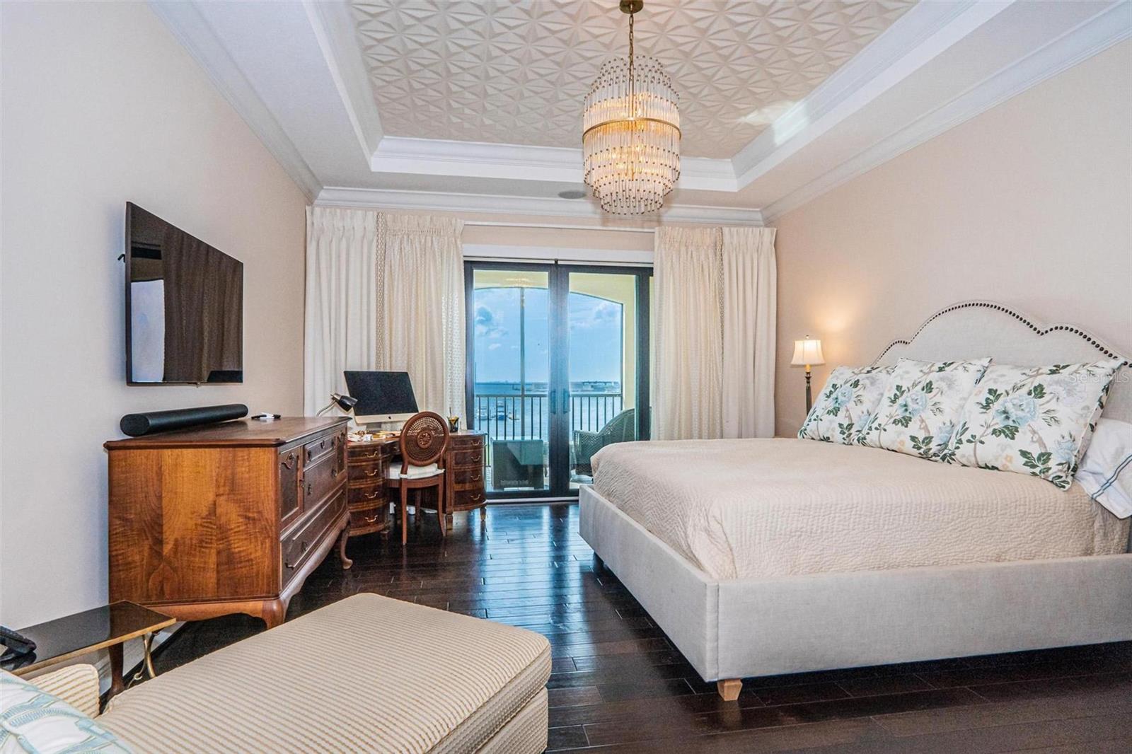 CASA BAHIA AT WESTSHORE YACHT - Residential Lease