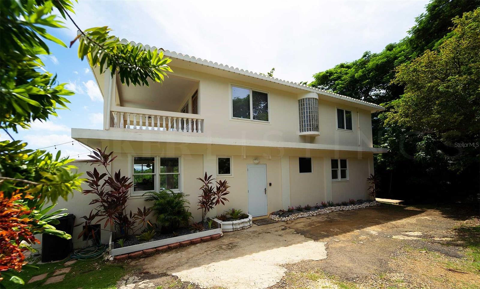 413 Rd VISTA LINDA STREET