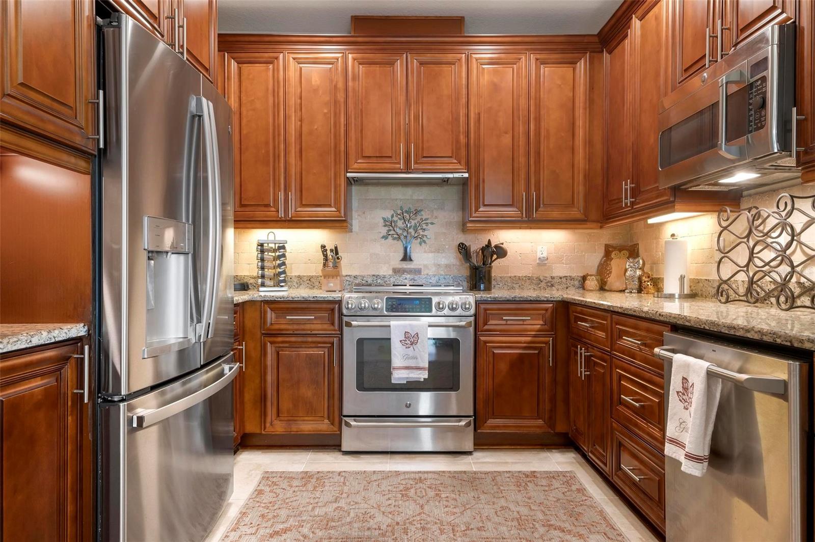 PALMA SOLA BAY CLUB PH 8 - Residential