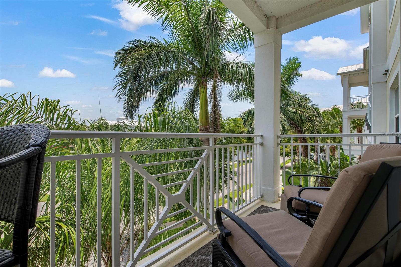 PALMA SOLA BAY CLUB PH 8 - Residential