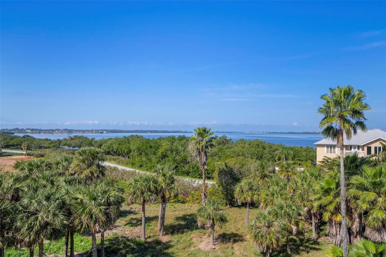 PALMA SOLA BAY CLUB PH 8 - Residential