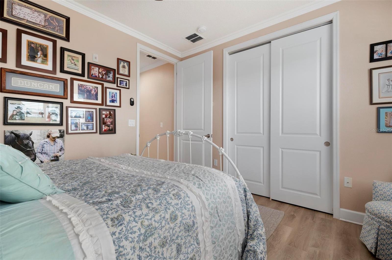 PALMA SOLA BAY CLUB PH 8 - Residential