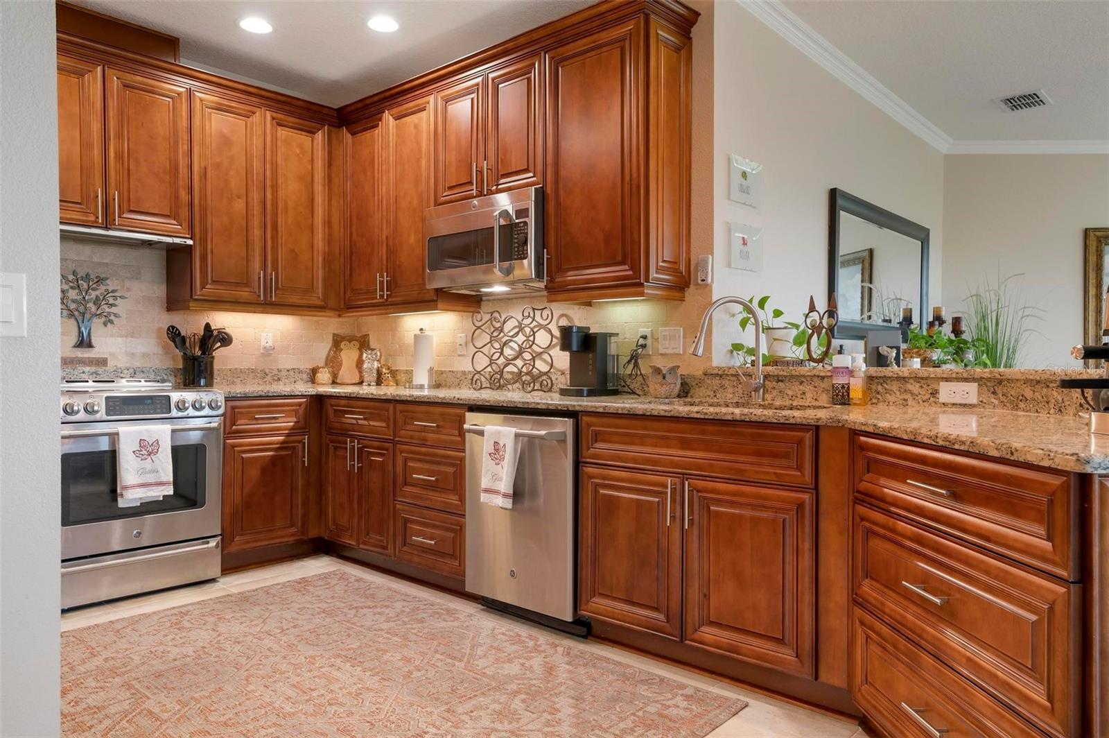 PALMA SOLA BAY CLUB PH 8 - Residential