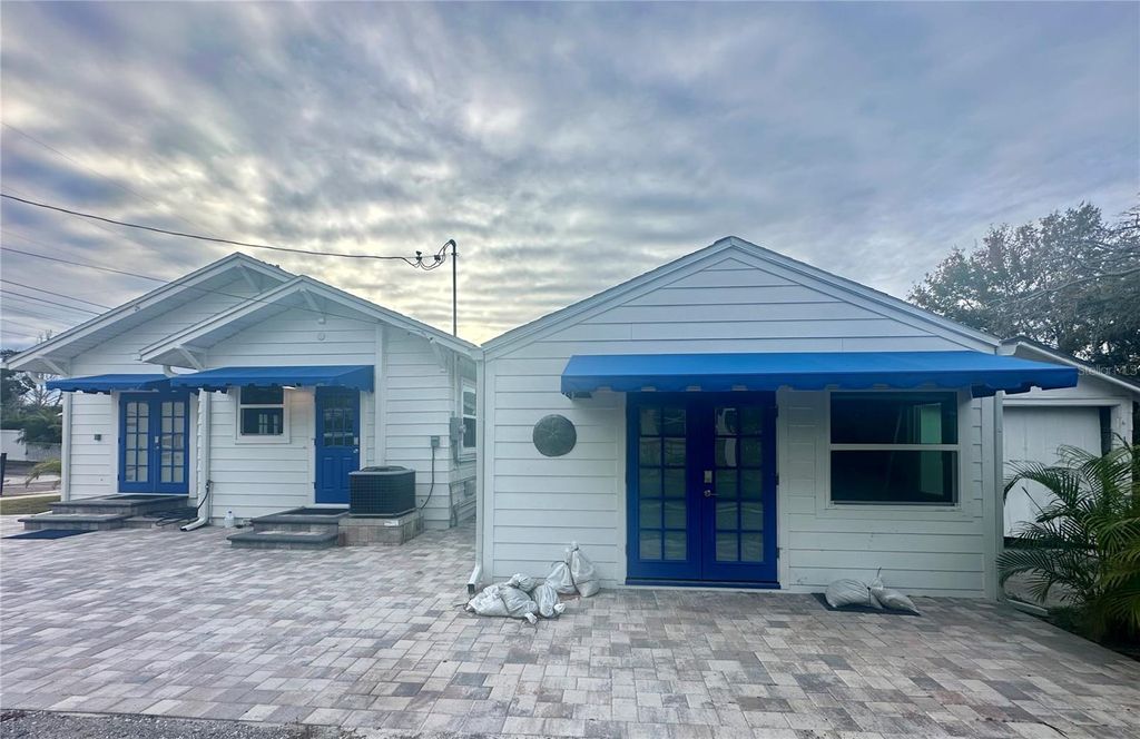 Photo of 410 W Lemon Street, Tarpon Springs, FL 34689 (MLS # TB8424334)