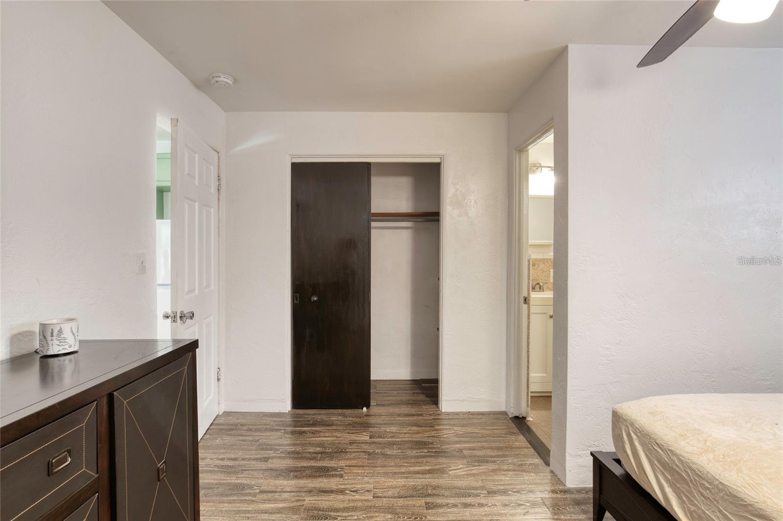 MASON & CARSWELLS HOLLY HILL - Residential Income