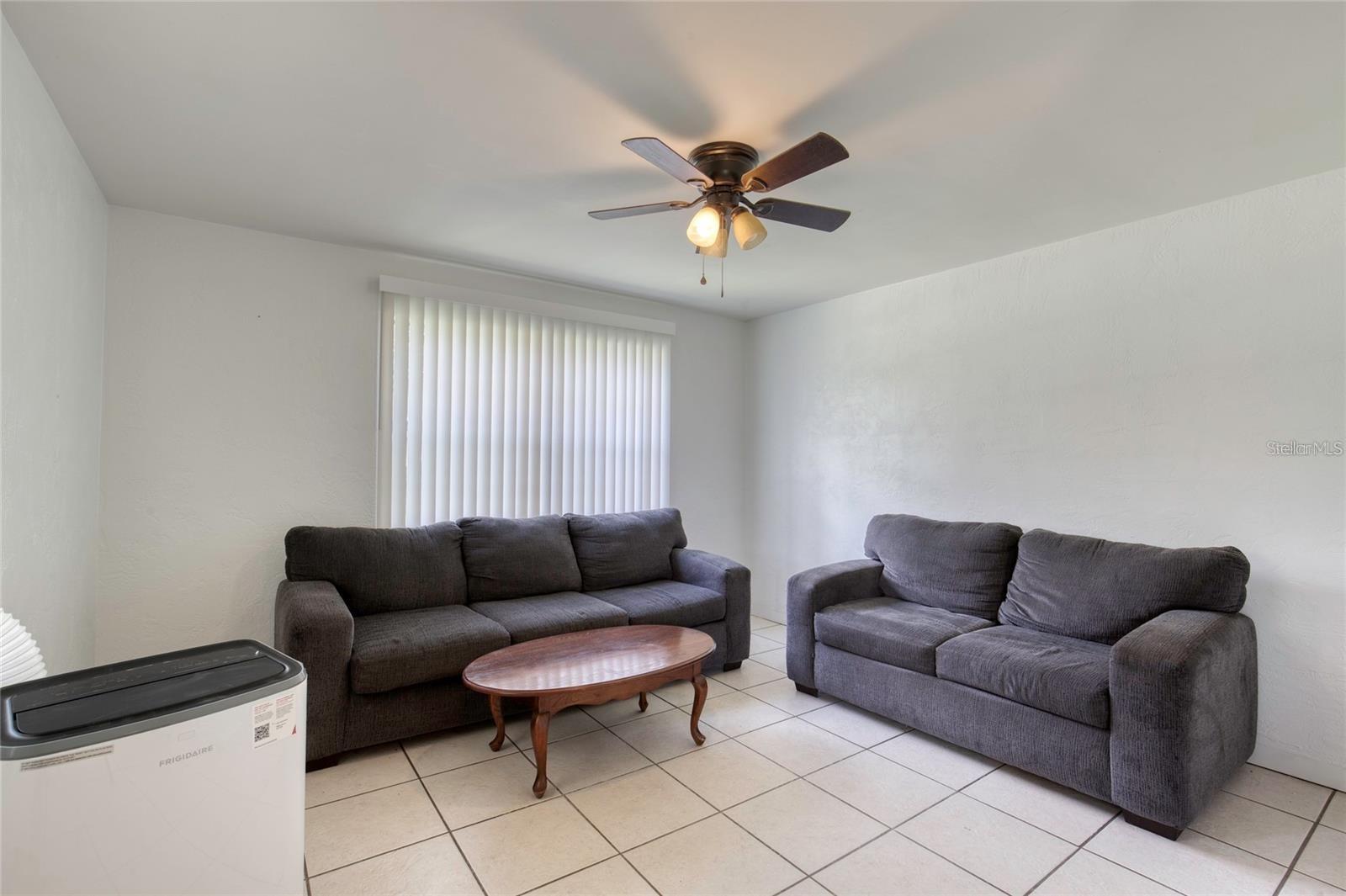 MASON & CARSWELLS HOLLY HILL - Residential Income