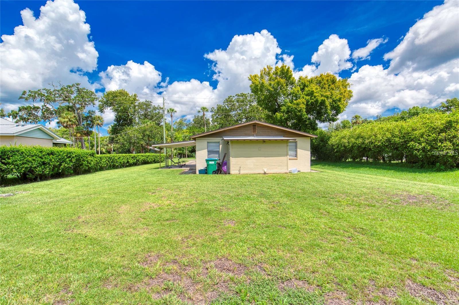 MASON & CARSWELLS HOLLY HILL - Residential Income