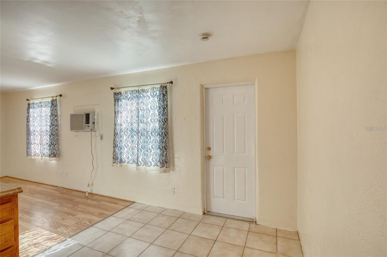 MASON & CARSWELLS HOLLY HILL - Residential Income