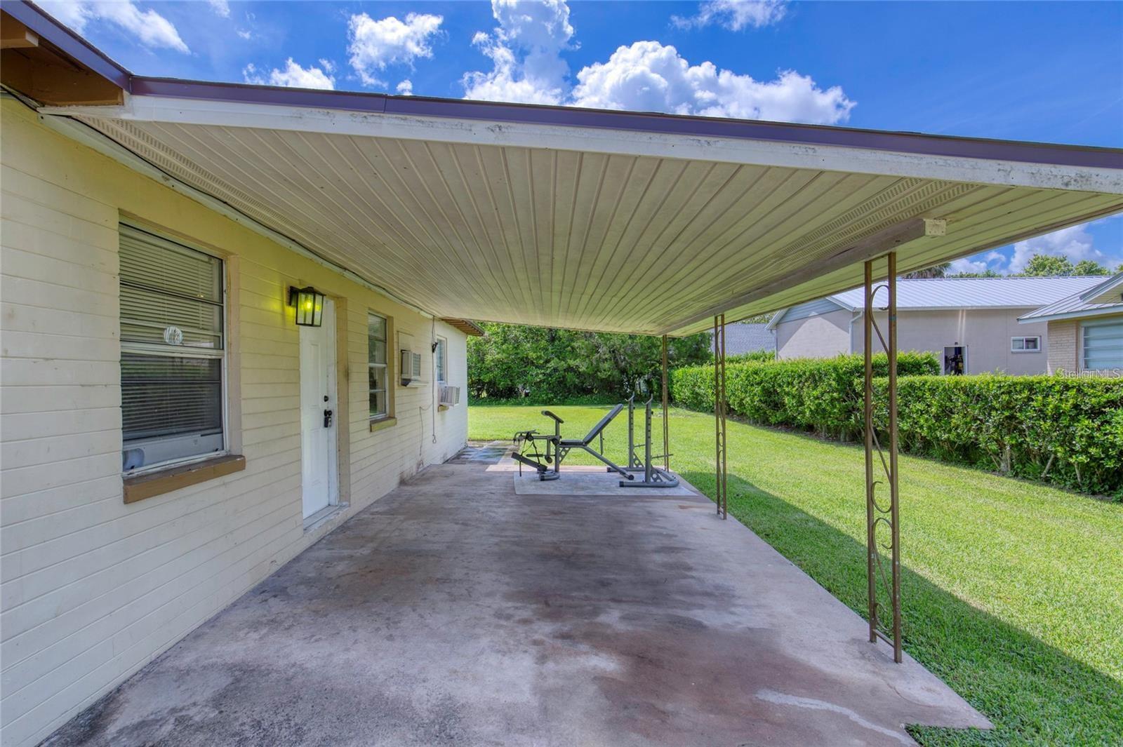 Casas a venda 4 - Jen Dantas 815 8TH STREET