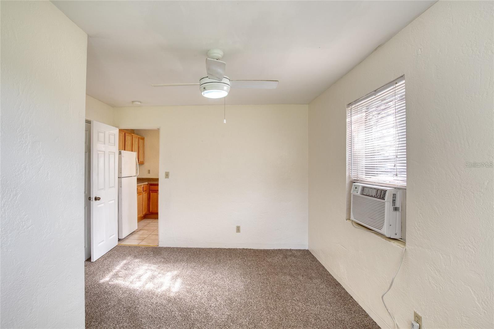 MASON & CARSWELLS HOLLY HILL - Residential Income