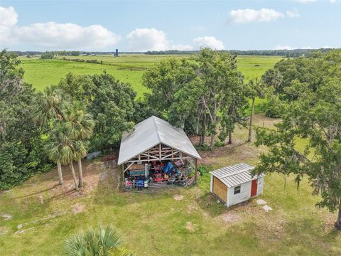 Tiny photo for 40535 Louise Road, Umatilla, FL 32784 (MLS # G5099270)