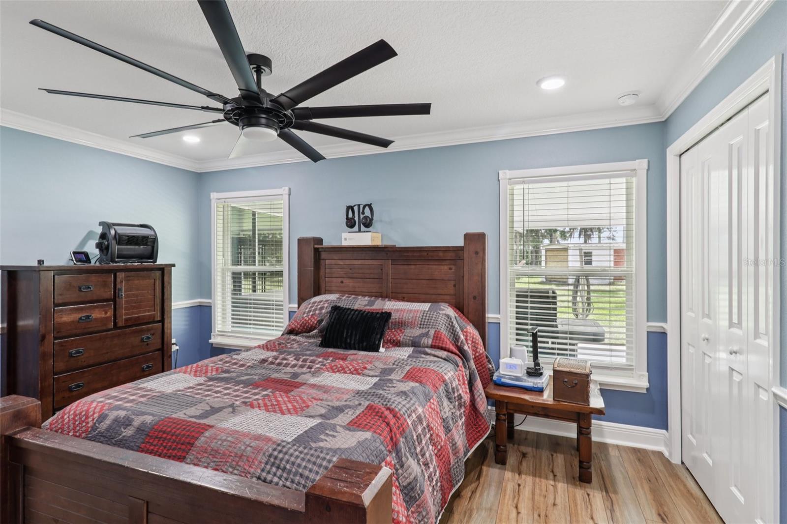 LEE ACRES - Residential
