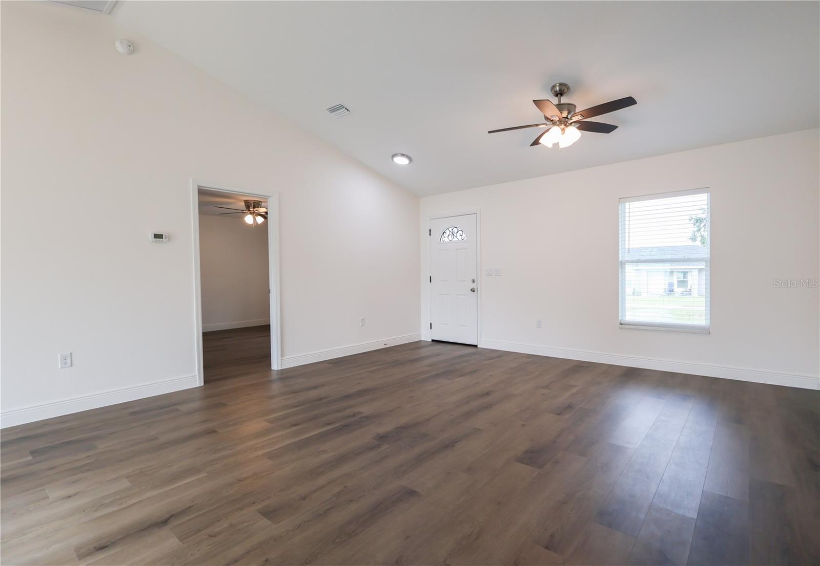 RAINBOW PARK UN #2 - Residential Lease