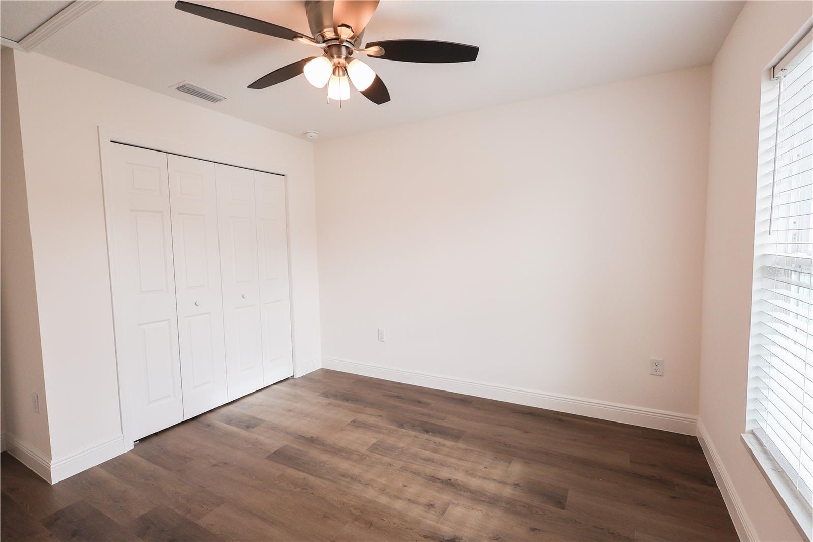 RAINBOW PARK UN #2 - Residential Lease