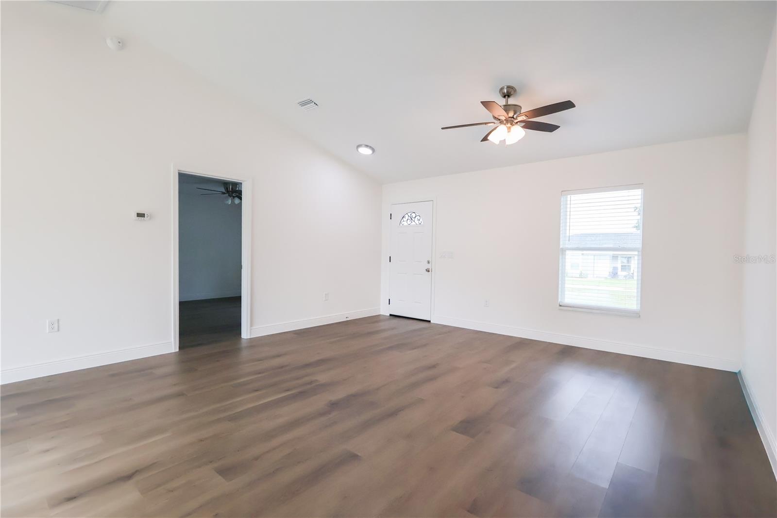 RAINBOW PARK UN #2 - Residential Lease