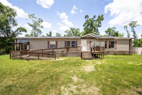 Photo of 506 NW Cottonfield Lane, White Springs, FL 32096 (MLS # GC532273)