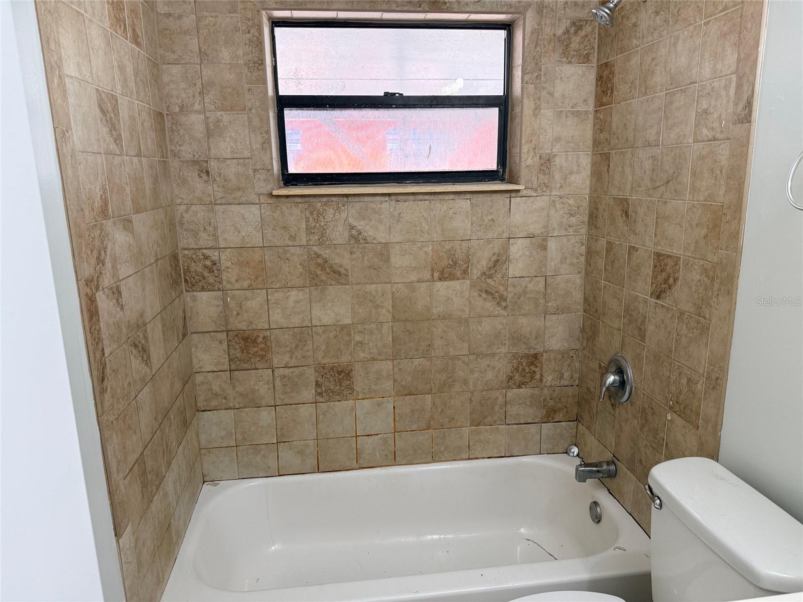 MEADOW LAWN 7TH ADD - Residential Lease