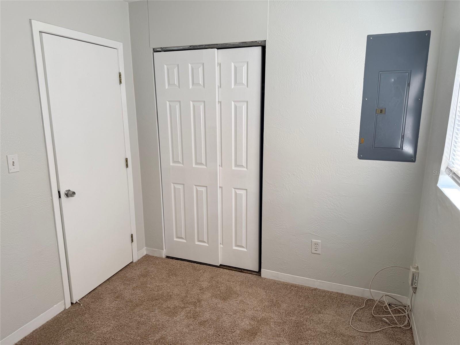 MEADOW LAWN 7TH ADD - Residential Lease