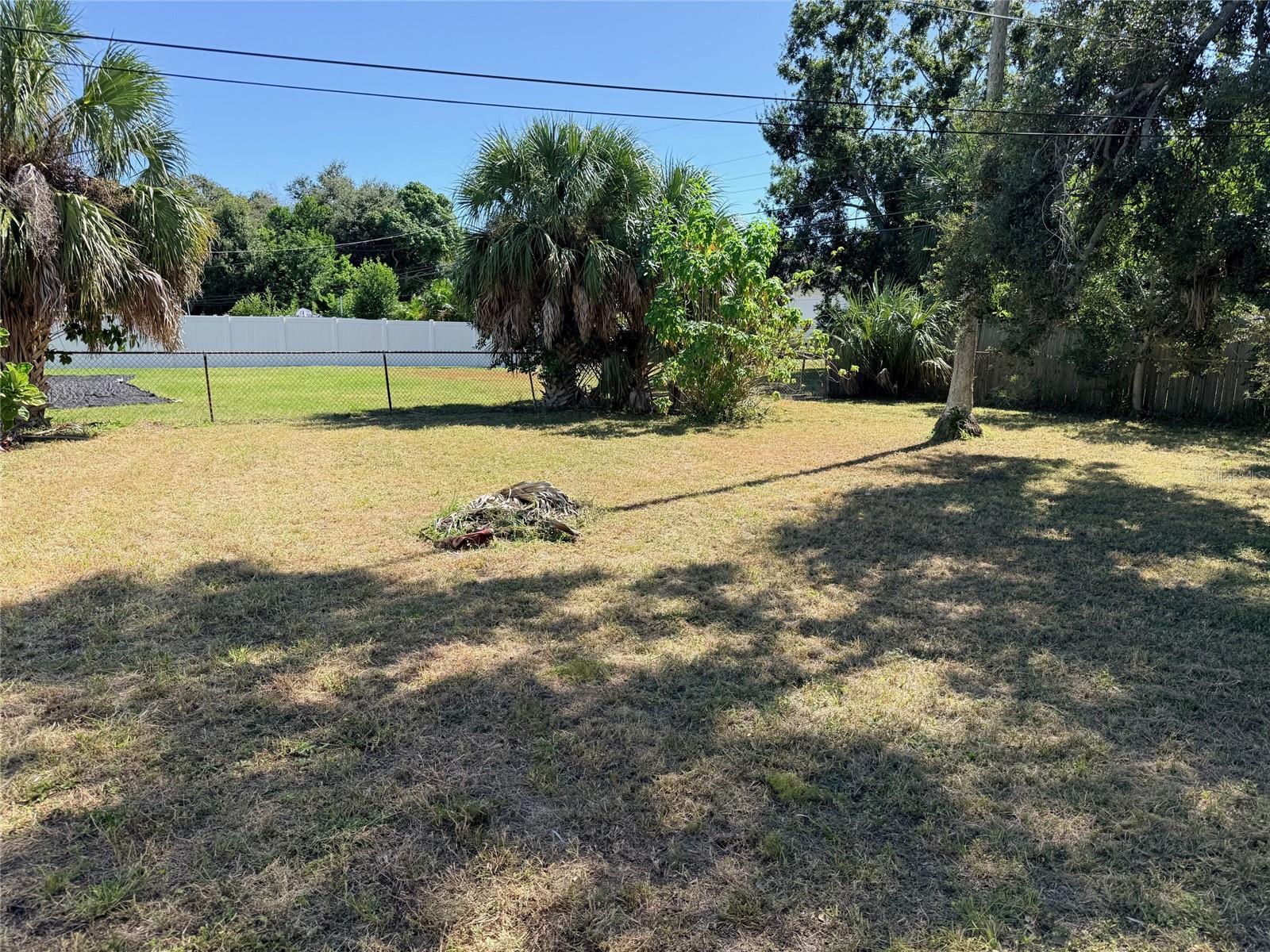 MEADOW LAWN 7TH ADD - Residential Lease