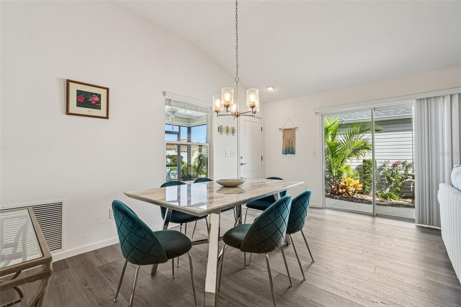 VILLAGES/SOUTHERN OAKS HAVEN V - Residential