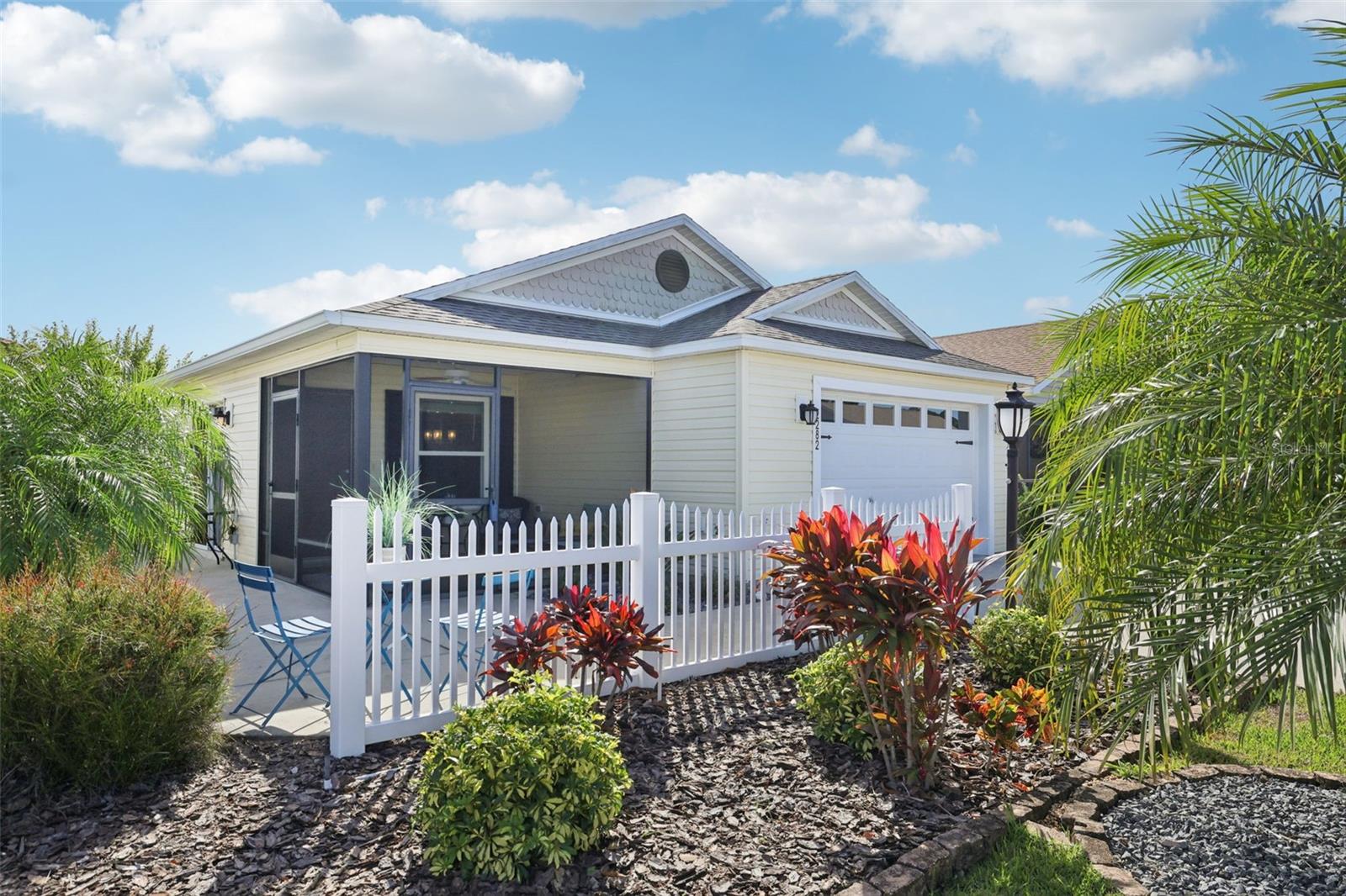 VILLAGES/SOUTHERN OAKS HAVEN V - Residential