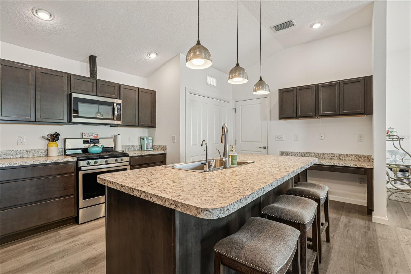 VILLAGES/SOUTHERN OAKS HAVEN V - Residential