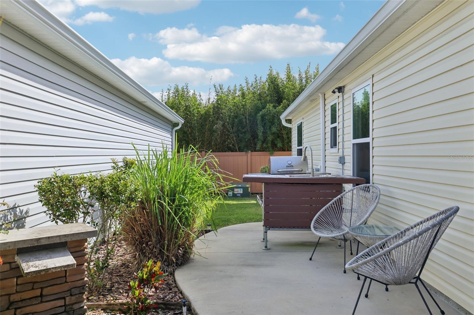 VILLAGES/SOUTHERN OAKS HAVEN V - Residential