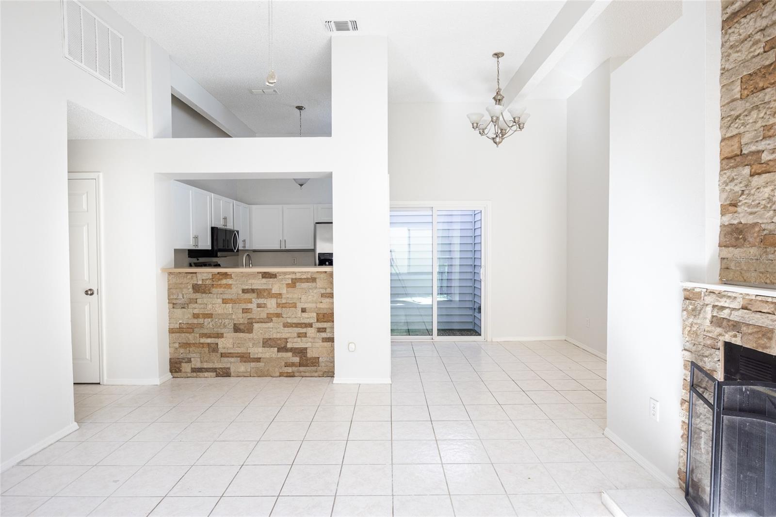 LAKE PADGETT ESTATES EAST - Residential