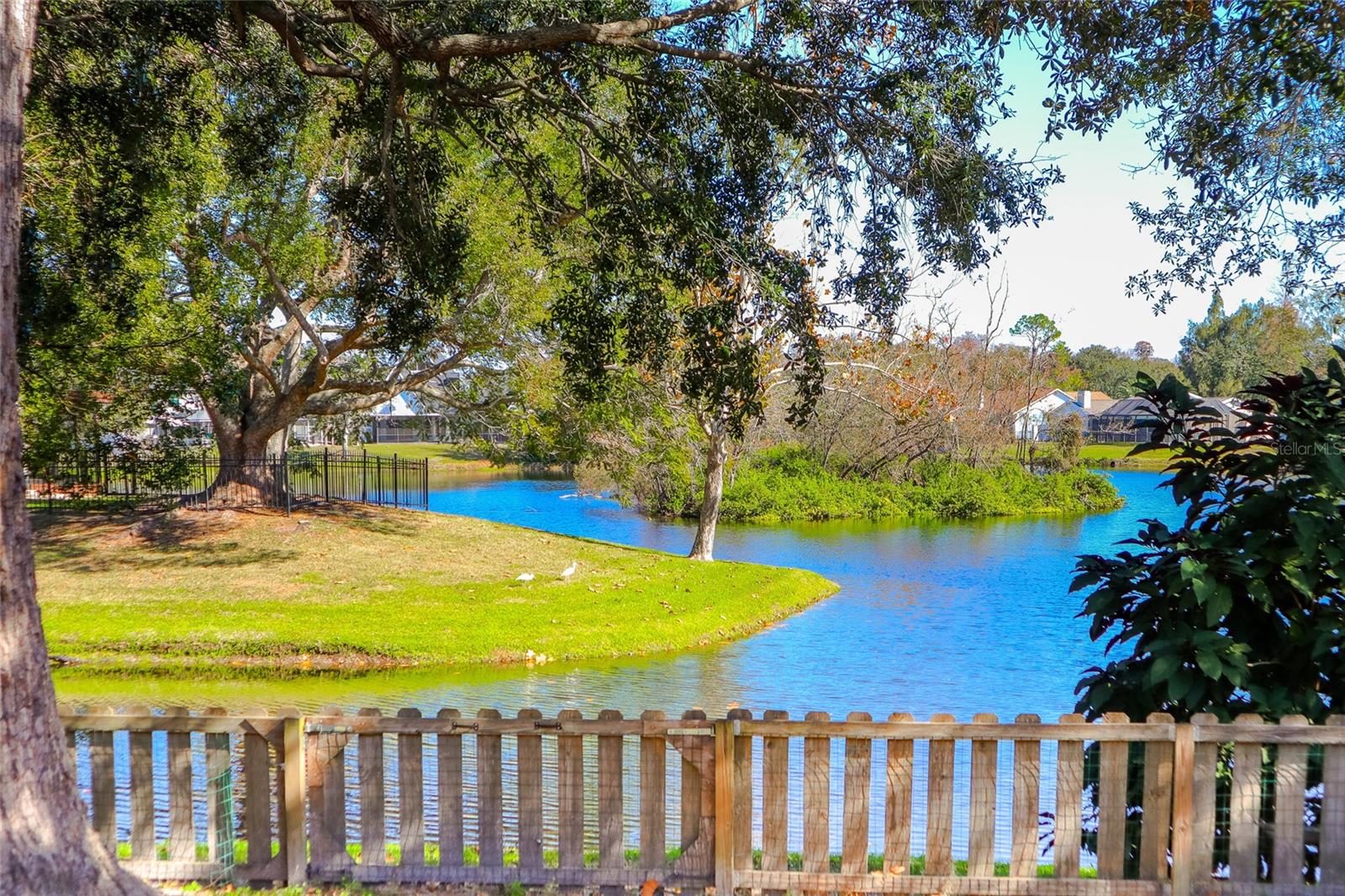 LAKE PADGETT ESTATES EAST - Residential