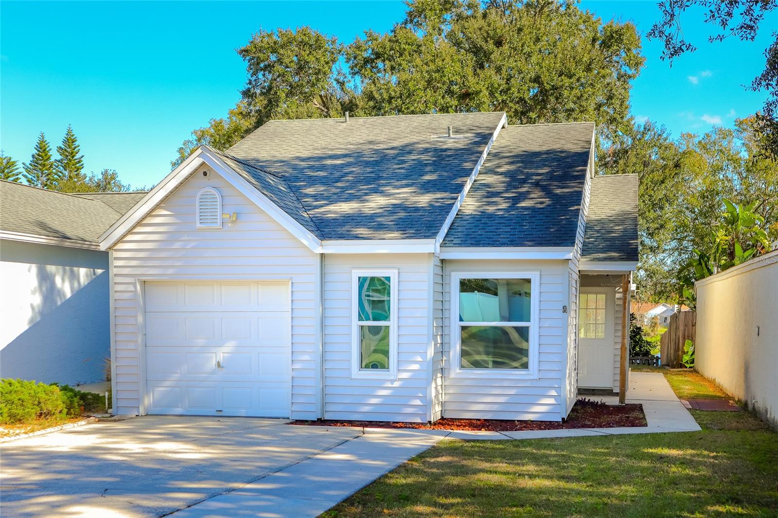 LAKE PADGETT ESTATES EAST - Residential