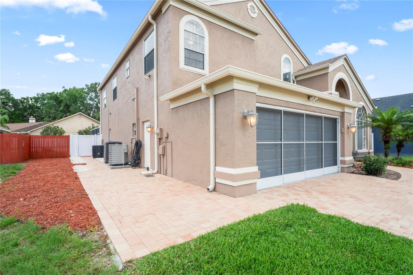 277 WOOD DOVE AVENUE