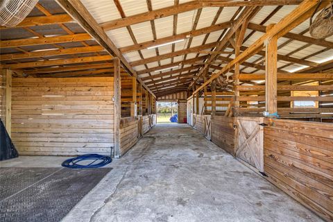 Tiny photo for 1351 SE 196th Court, Morriston, FL 32668 (MLS # OM717991)