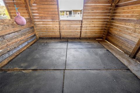 Tiny photo for 1351 SE 196th Court, Morriston, FL 32668 (MLS # OM717991)