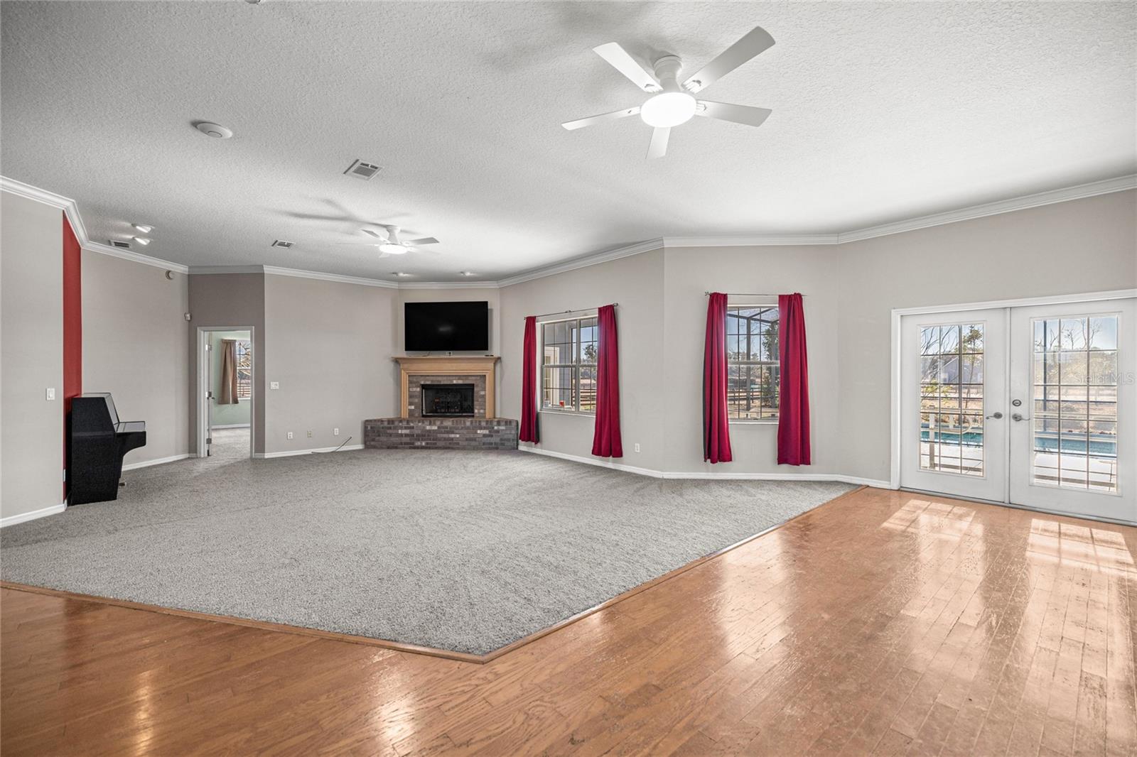 WINDING OAKS ESTATES - Residential