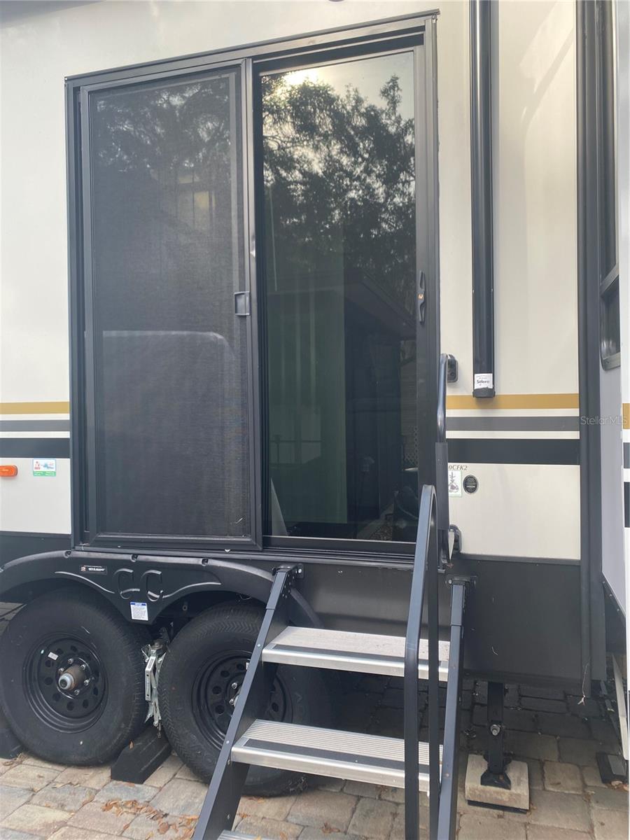 25059 NE 143RD PLACE NE 102