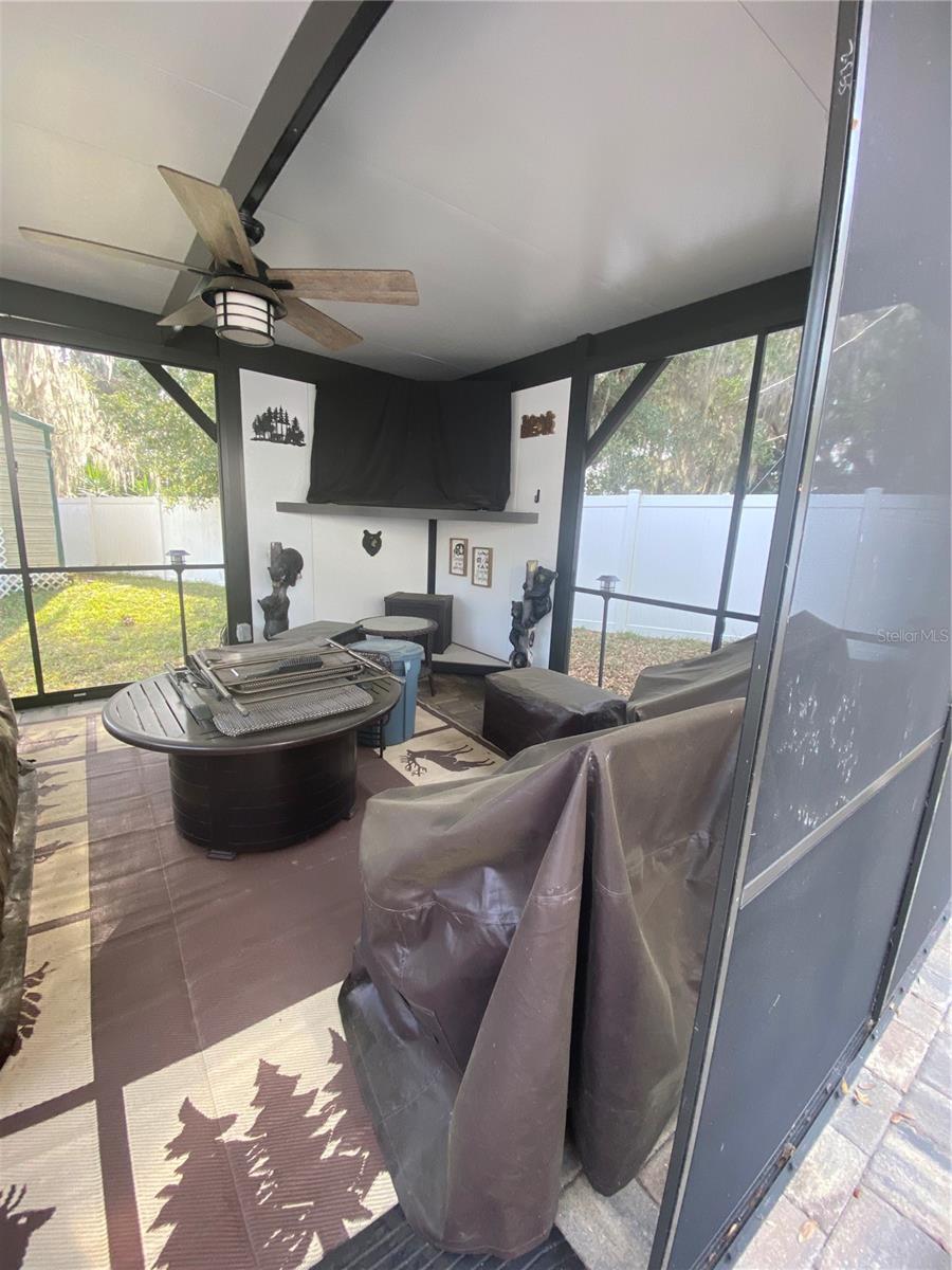 SALT SPRINGS RESORT - Residential