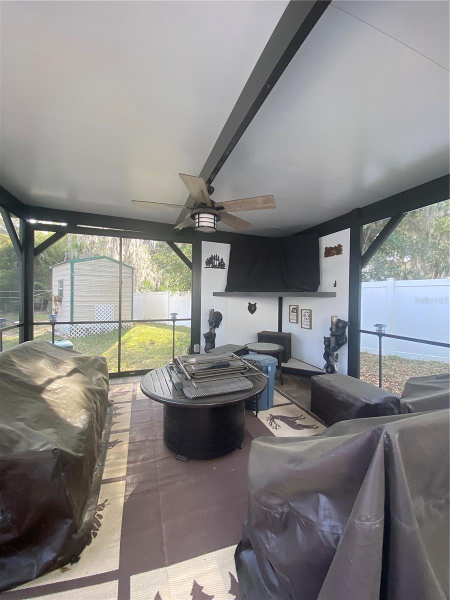 SALT SPRINGS RESORT - Residential