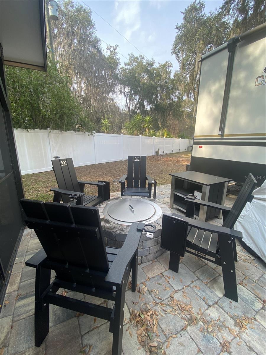 SALT SPRINGS RESORT - Residential