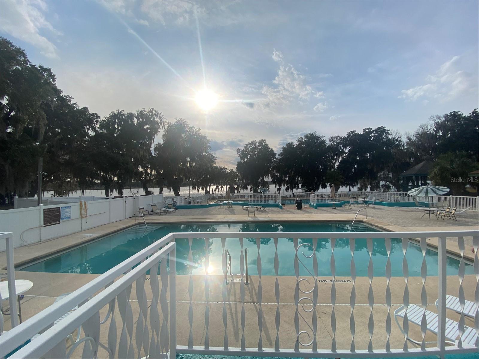 SALT SPRINGS RESORT - Residential