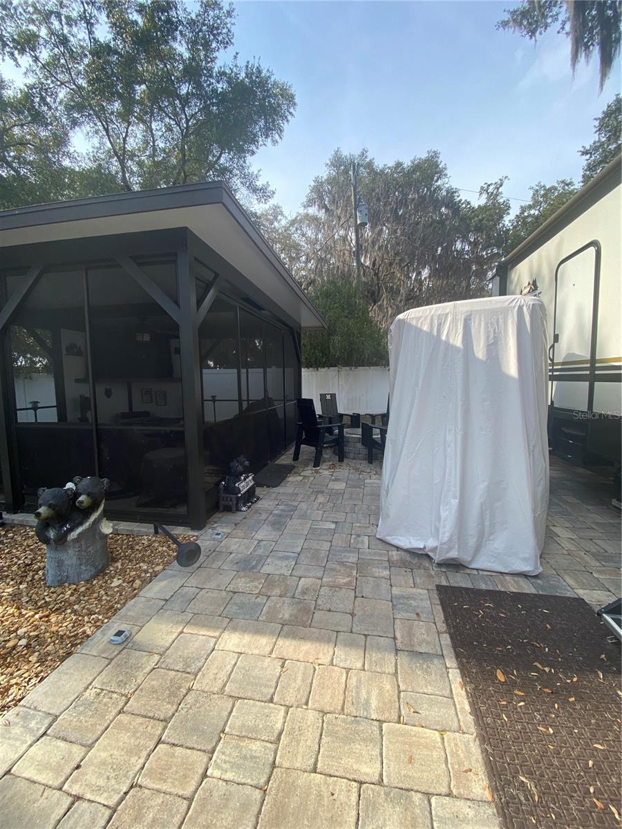 SALT SPRINGS RESORT - Residential