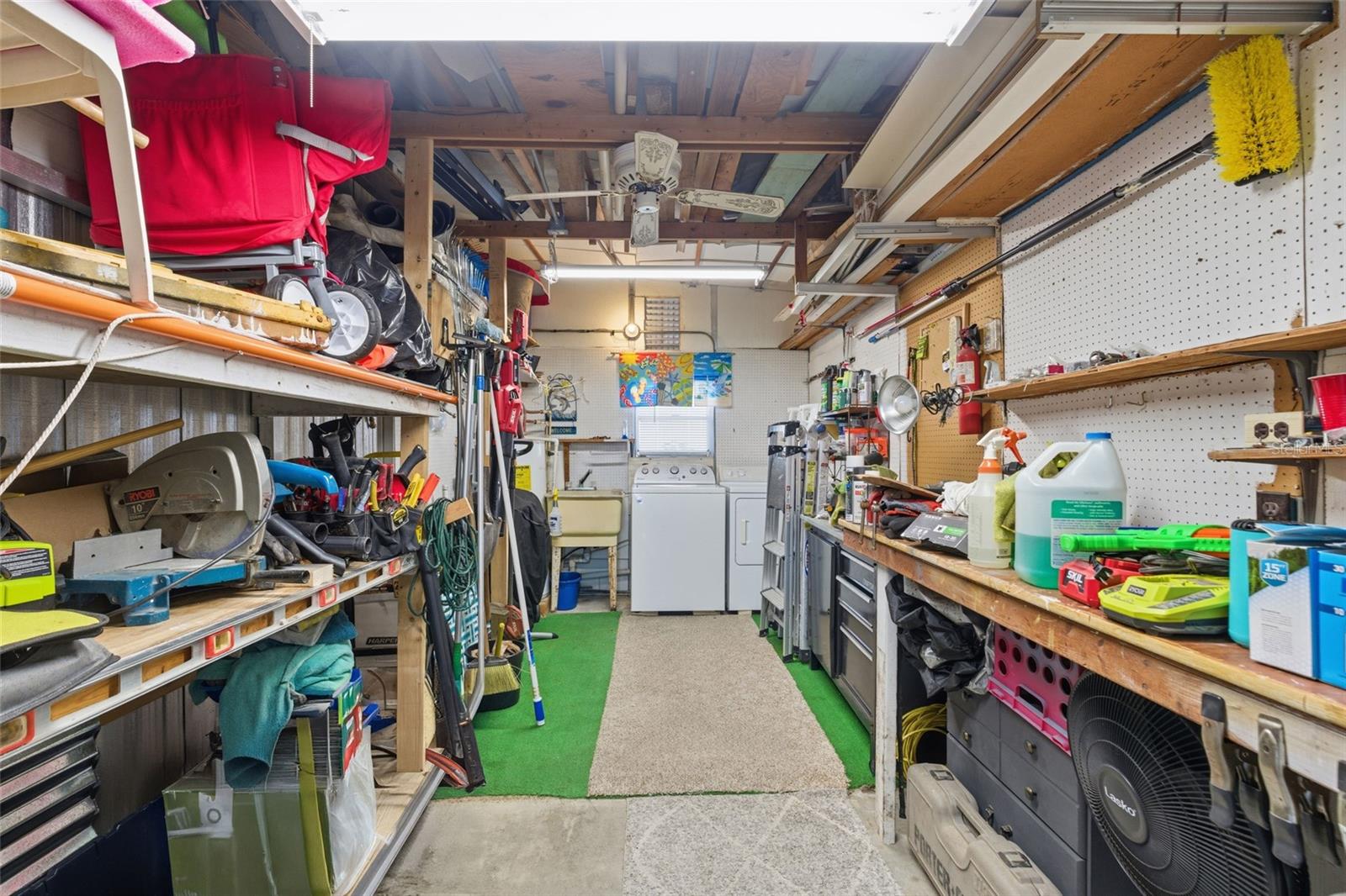 LAKE ARROWHEAD MOBILE VILLAGE PH 01 - Residential