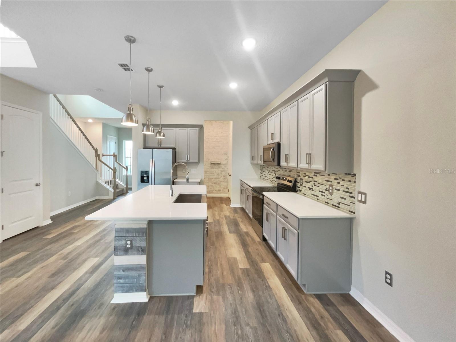 OAKLAND TRLS PH 2 - Residential