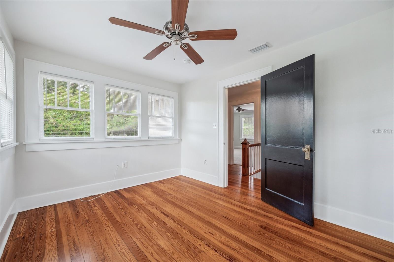 SNELL & HAMLETTS NORTH SHORE ADD - Residential Lease